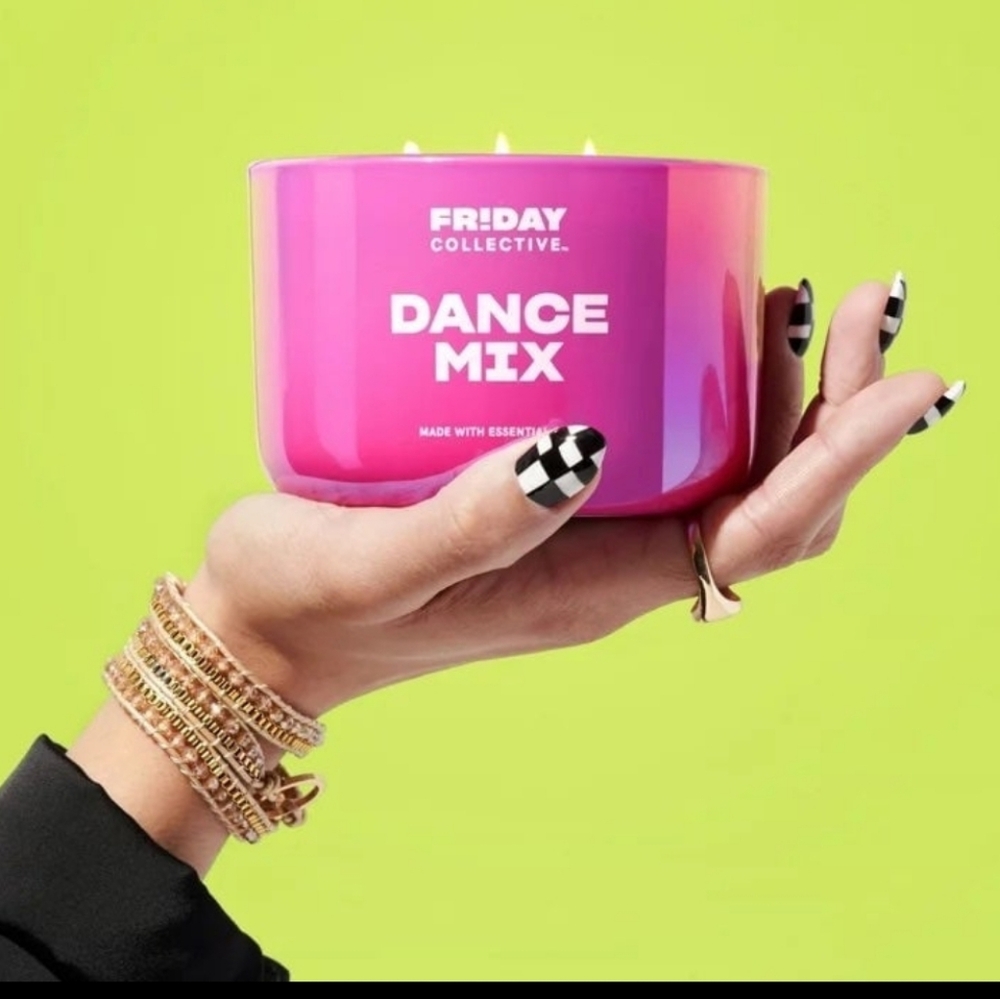 Yankee Friday Collective Dance Mix 3 Wick Candle Triple Boost 13.5oz